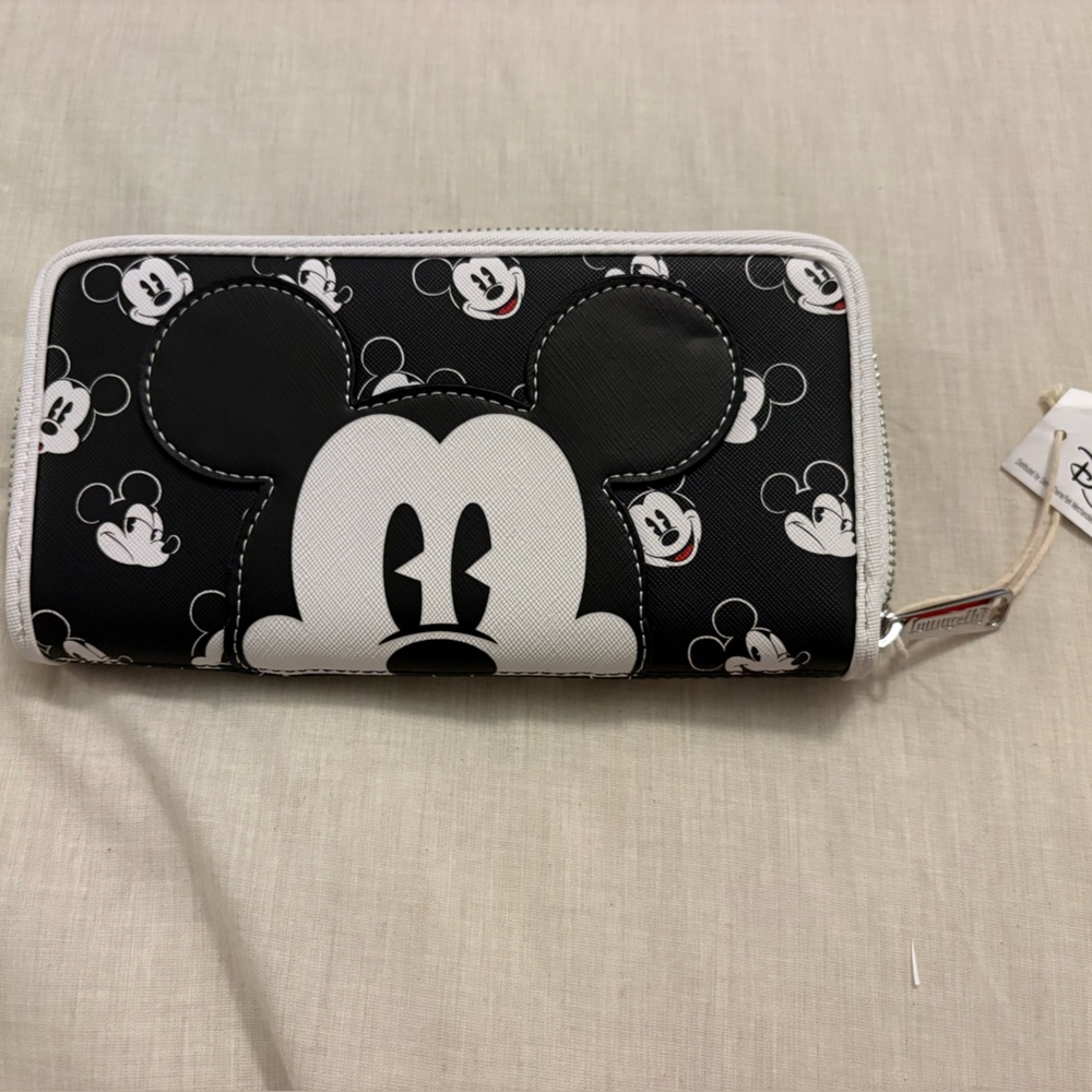 Disney Parks Loungefly  Mickey Mouse Black & White Icons Faces Wallet NWT